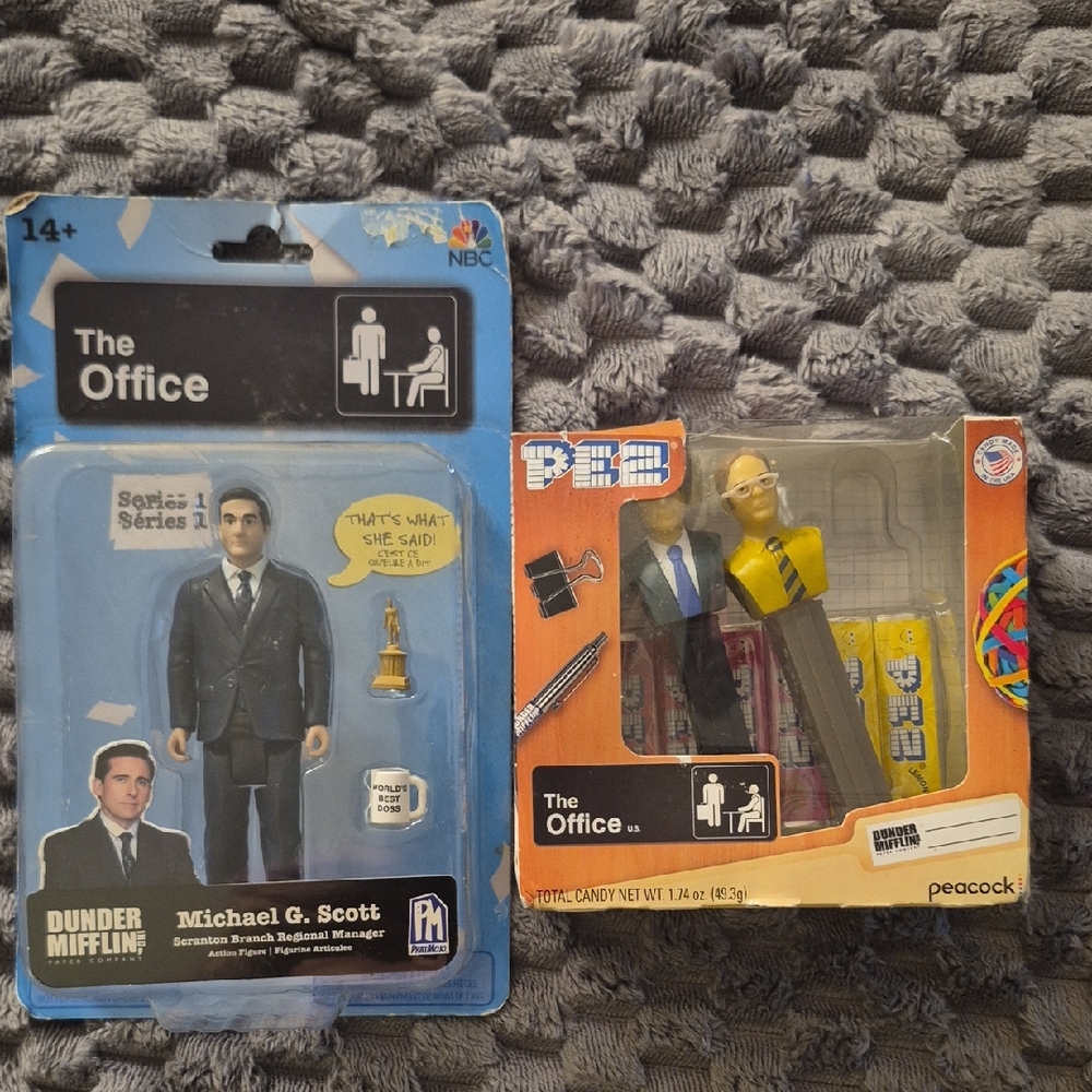 New Office Michael G. Scott Action Figure - Black Suit Plus Office Pez Dispenser